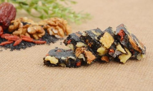 脸上长了粉刺怎么才能让它消失-脸上长粉刺怎么清除网脸上长闭口粉刺是什么原因知识网站,分享脸上长粉刺的正确消除方法大全